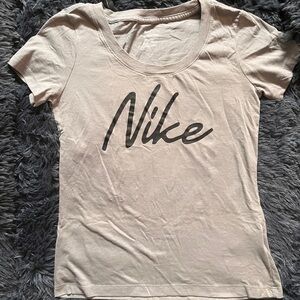 Nike Gray Black Fitted Short Sleeve Tee